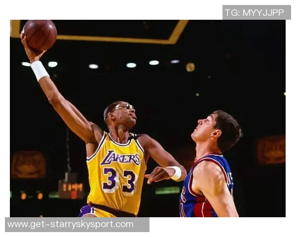 2009巴萨2020拜仁与2025巴黎三队六冠对比谁才是足球史上最强球队