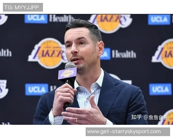 詹姆斯谈下半场表现强调不必过于关注关键时刻的不败记录 詹姆斯谈下半场表现强调不必过于关注关键时刻的不败记录